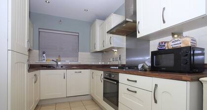 Beautiful 5 Bed Detached House - Sleeps 9