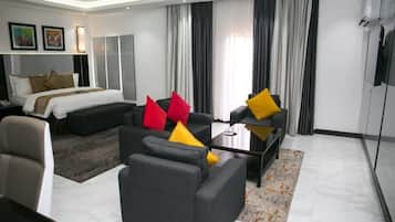 Quarto exclusivo | 1 quarto, quartos à prova de som, Wi-Fi de cortesia
