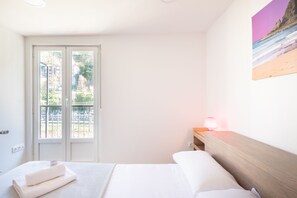 2 chambres, fer et planche Ă repasser, Wi-Fi, draps fournis