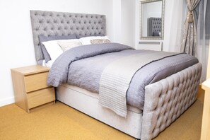 2 habitaciones, tabla de planchar con plancha y wifi 