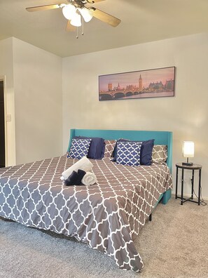 2 chambres, fer et planche à repasser, Wi-Fi gratuit, draps fournis