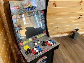 Game room - Overlook Oasis! RRG, A-frame Cabin, NEW HOT TUB, Grill! Pet friendly (Campton,)