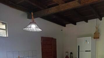 传统独立别墅, 花园景观 | 私人厨房