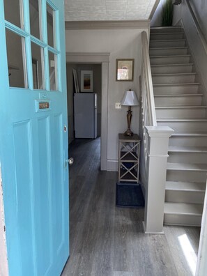 Vista frontal de la propiedad