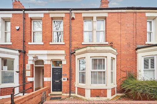 Host & Stay | Kittiwake House