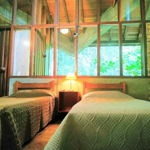3 Schlafzimmer, BĂŒgeleisen/BĂŒgelbrett, WLAN, BettwĂ€sche
