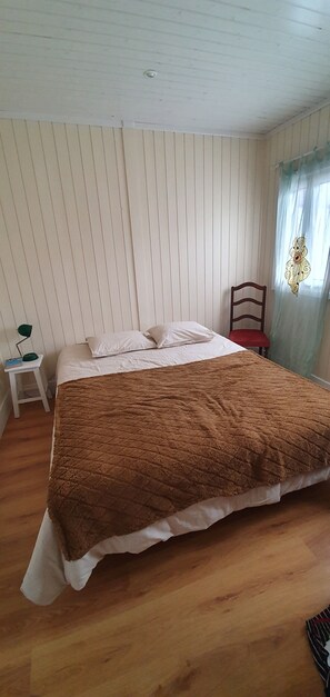 3 chambres, lit parapluie, Wi-Fi gratuit, draps fournis