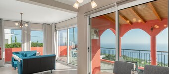 In tranquil countryside, great seaview, Vista Mar