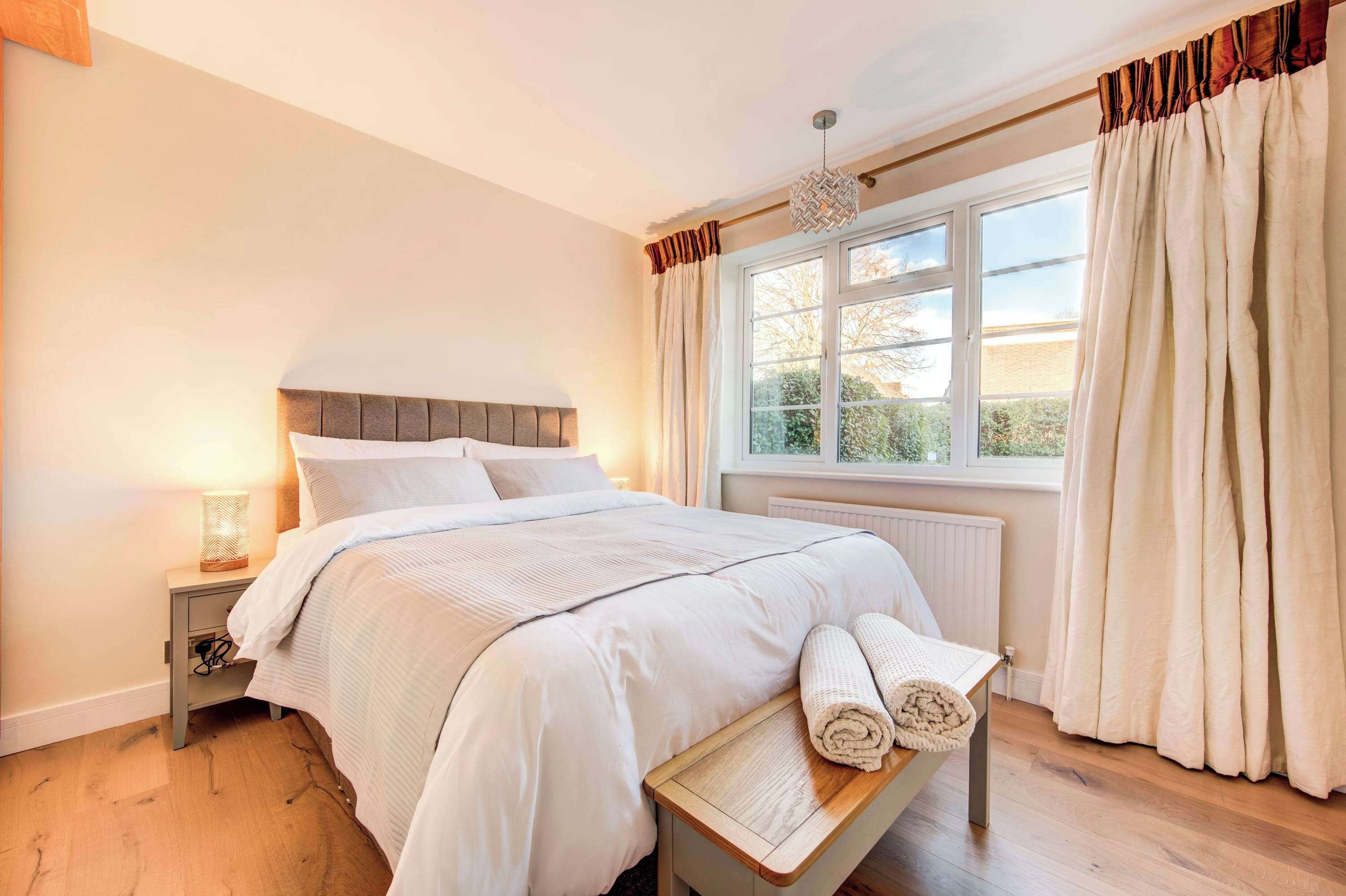 2 Schlafzimmer, Schreibtisch, Bügeleisen/Bügelbrett, kostenloses WLAN