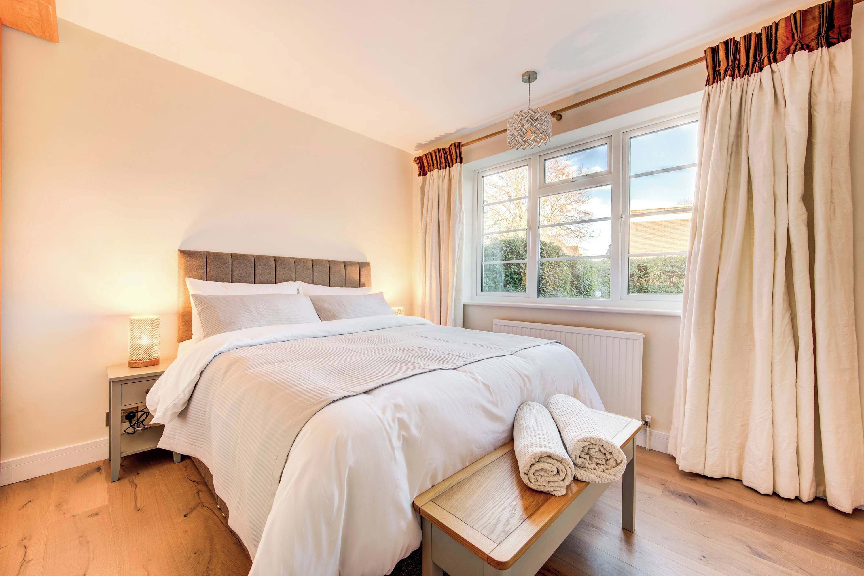 2 chambres, bureau, fer et planche à repasser, Wi-Fi gratuit