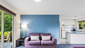 TV, DVD player, offices