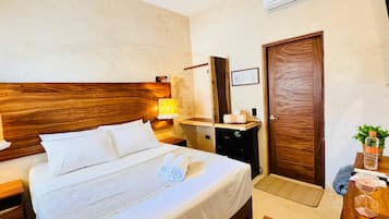 Standard Room | Iron/ironing board, free WiFi, bed sheets