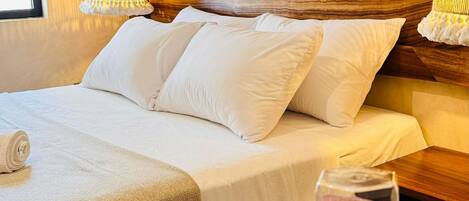 Standard Room | Iron/ironing board, free WiFi, bed sheets