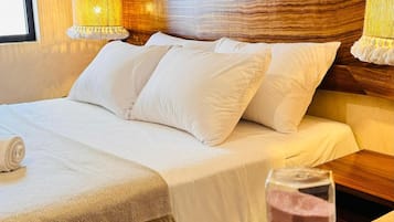 Standard Room | Iron/ironing board, free WiFi, bed sheets