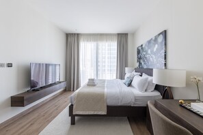Apartment - Sunny 2BR at Jumeirah Living Marina Gate (Dubai)