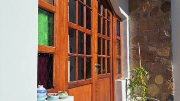 Ropa de cama de alta calidad, cubrecamas y colchones con pillow-top