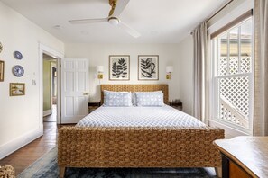 2 bedrooms, desk, iron/ironing board, travel crib