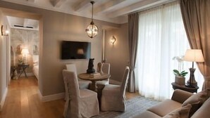 Living area - Charming two-room apartment in a villa (CASTIGLIONE FALLETTO)