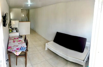 Kitnet a 150m da Praia