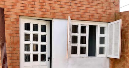 Kitnet a 150m da Praia