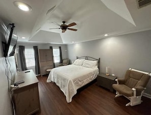 5 室のベッドルーム、WiFi