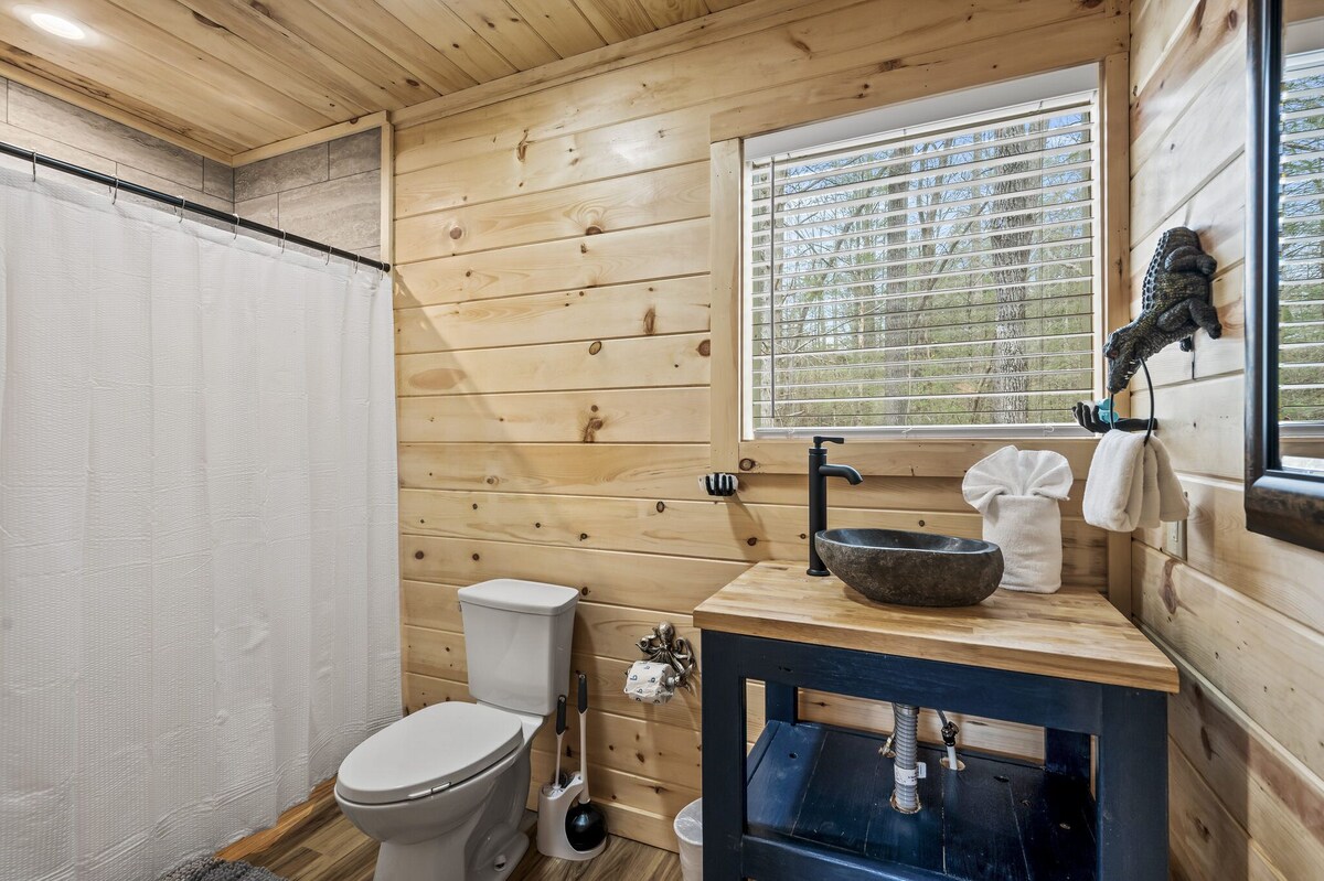 Photo 128 of Family-friendly 4BD cabin! Newly-built + Near TOWN