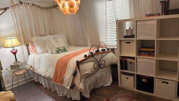 3 chambres, coffres-forts dans les chambres, bureau, Wi-Fi gratuit