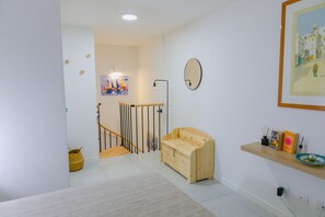 1 quarto, Wi-Fi de cortesia, roupa de cama