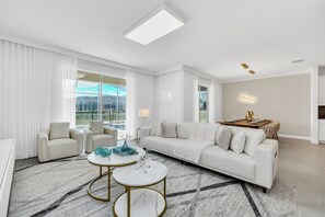 Fernseher, Tischfußball