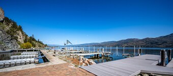 The Lakeside Condo with Large Outdoor Space #105