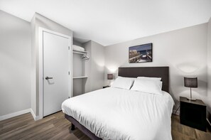 2 bedrooms, free WiFi, bed sheets - Family-friendly Cottage with amazing views #2 (West Kelowna)