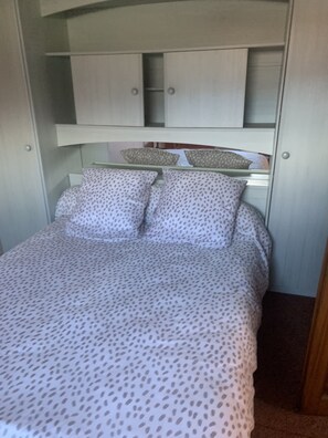 3 chambres, draps fournis