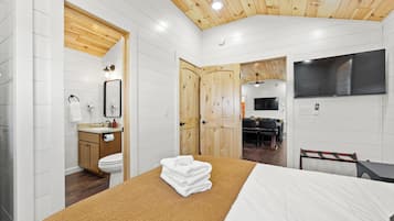 Design Cabin, 2 Bedrooms | 2 bedrooms, blackout drapes, iron/ironing board, free WiFi