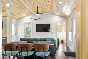 Design Cabin, 2 Bedrooms | In-room dining - The Lodges at Eden Reserve (Williamstown)