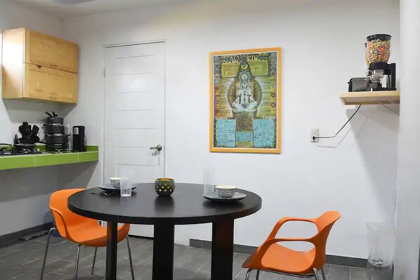 Dining - Casa moderna equipada como pequeño hotel habitación 5 (Monterrey)