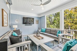 TV, table tennis - 38 Firethorn Lane ~ Perfect Multi-Family Beach House | Free Activities (Hilton Head Island)