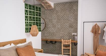 Hospedería Boutique By La Judería de Vejer |Habitación Deluxe con balcón Salina