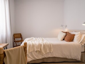 1 bedroom, Internet, bed sheets