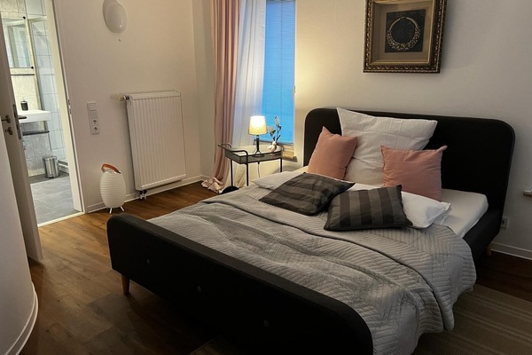 2 Schlafzimmer, Bügeleisen/Bügelbrett, WLAN, Bettwäsche