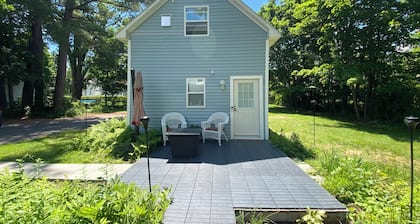 Tranquil Retreat - Comfort and Convenience.