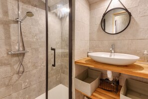 Dusche, Haartrockner