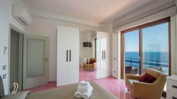 2 chambres, fer et planche Ă repasser, Wi-Fi, draps fournis