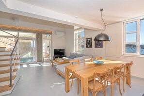 Dining - Hippocampo - Waterfront Villa (Chania)