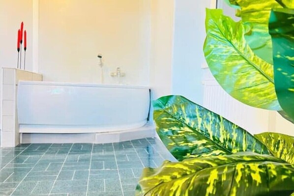 Spa - 8 beds and 2 baths (Anzio)