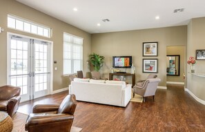 Lobby - Beautiful 4-bedroom Home in West Lucaya! Close to Disney!

 (Kissimmee)