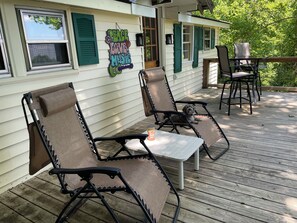 Outdoor dining - Breathtaking views amid a “PEACE” of heaven! (Fancy Gap)