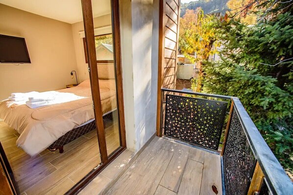 2 Schlafzimmer, Reisekinderbett, kostenloses WLAN, Bettwäsche