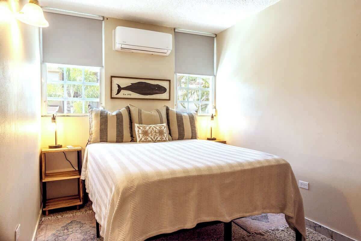 3 bedrooms, iron/ironing board, travel cot, free WiFi