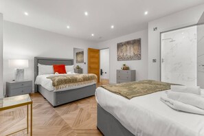 2 Schlafzimmer, Bügeleisen/Bügelbrett, kostenloses WLAN, Bettwäsche