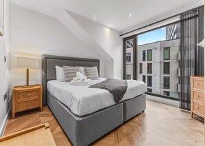 2 soverom, strykejern/-brett, wi-fi (inkludert) og sengetøy